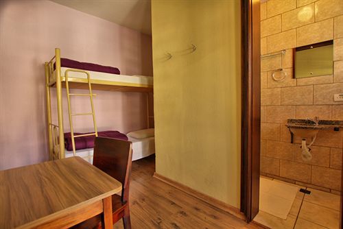 Hostel Roma Curitiba Exterior photo